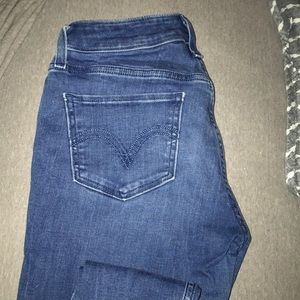 Levi’s skinny jeans